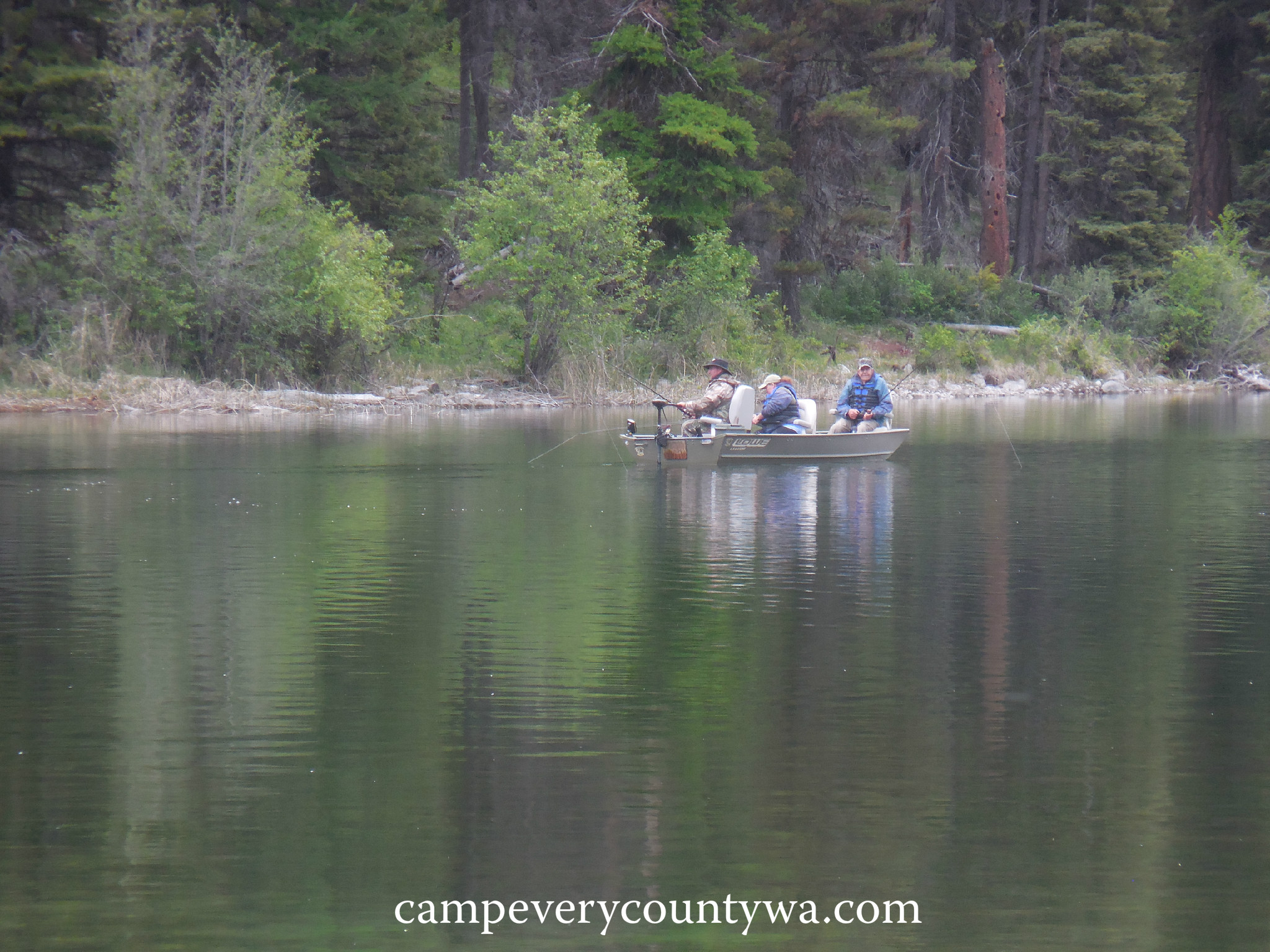 photos bonaparte lake